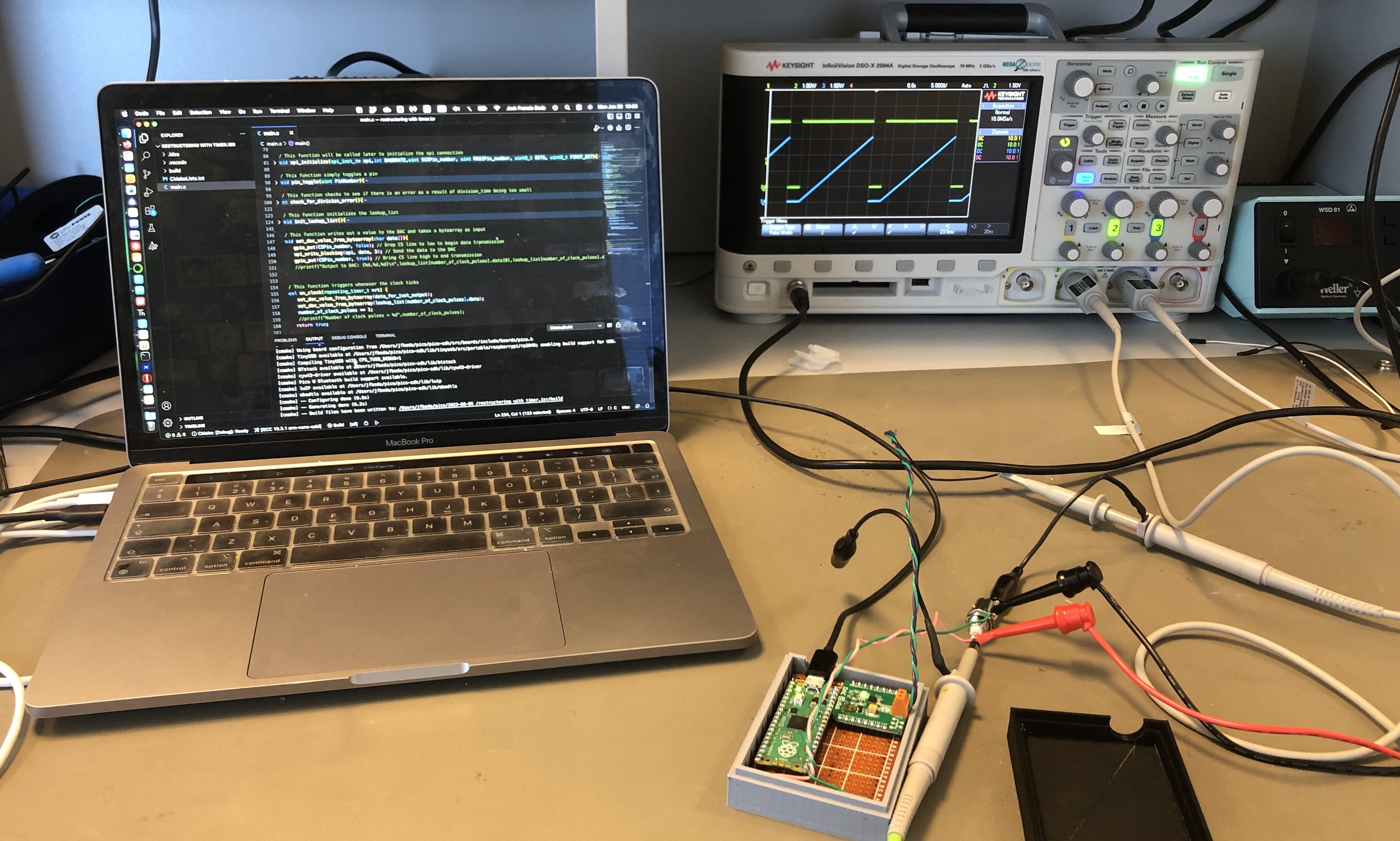 circuit board, computer, oscilloscope
